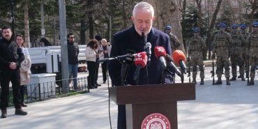 12517c0291c704c2afa1d4147bb916ea